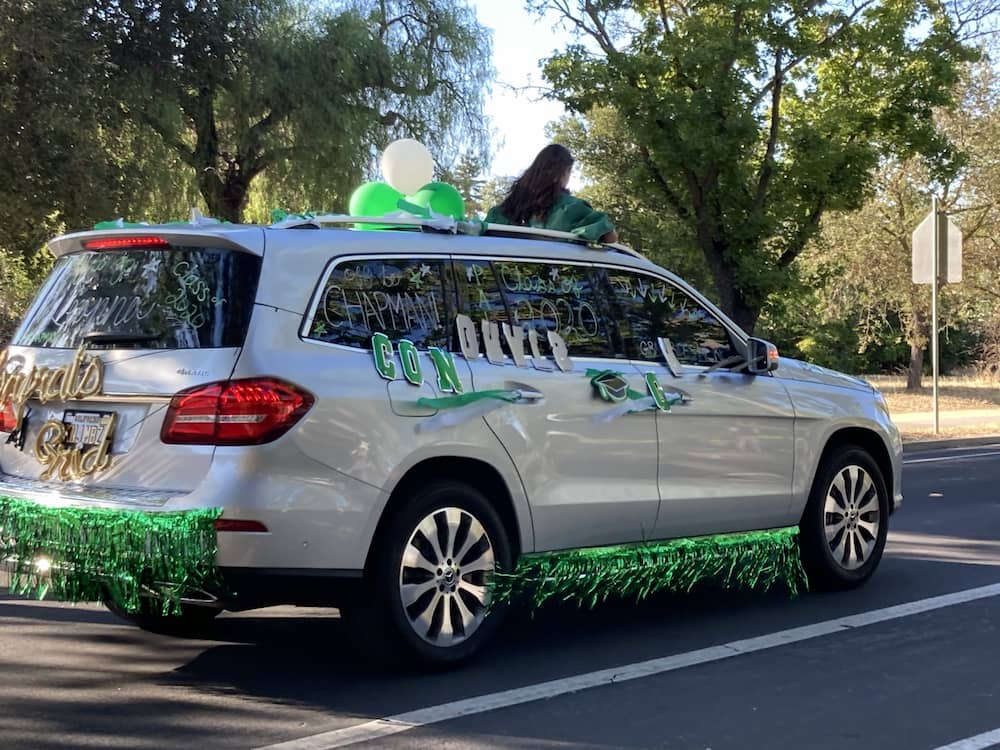 How to Decorate Your Car for Graduation Quick Look